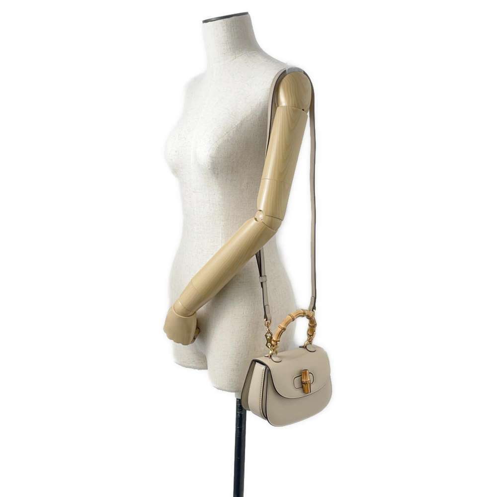 Gucci Bamboo Top Handle Shoulder Bag - Picture 6 of 11